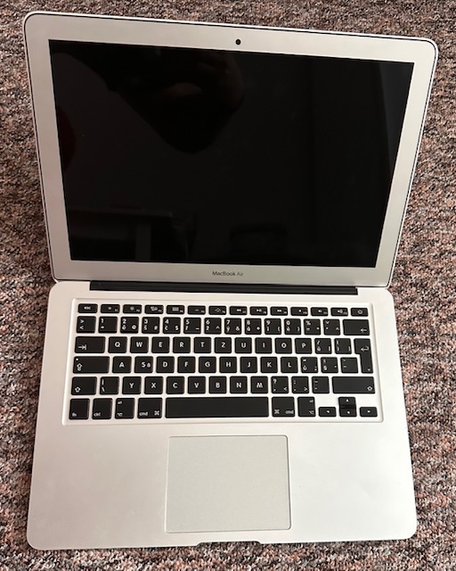 Apple MacBook Air