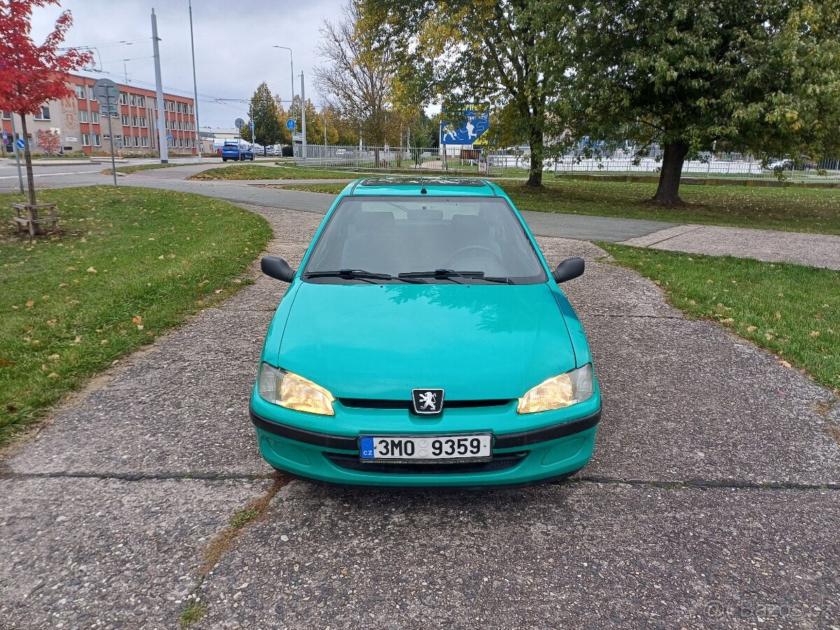 Peugeot 106 -1.0i benzín 33kw eko placeno stk platná