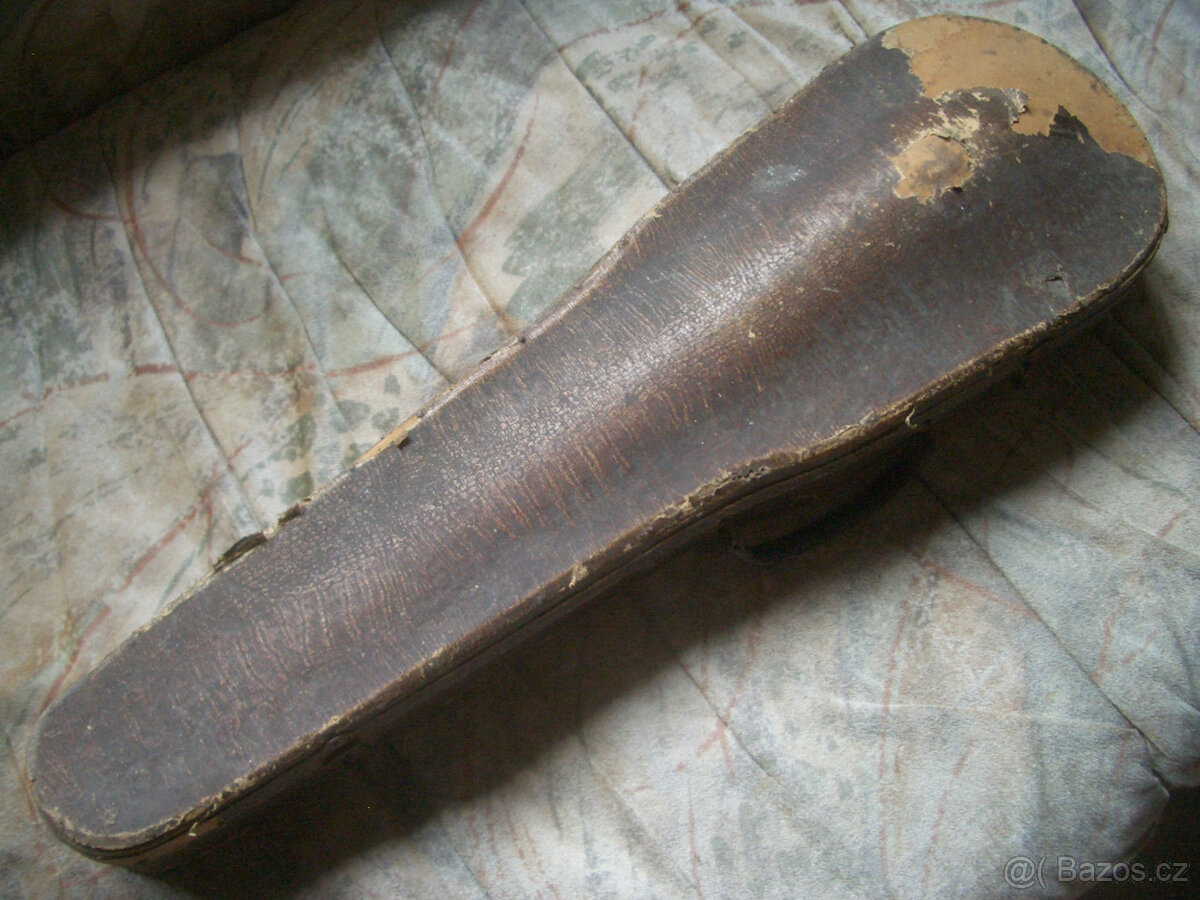 Staré housle vč. 2 smyčců a pouzdra k renovaci či do sbírky