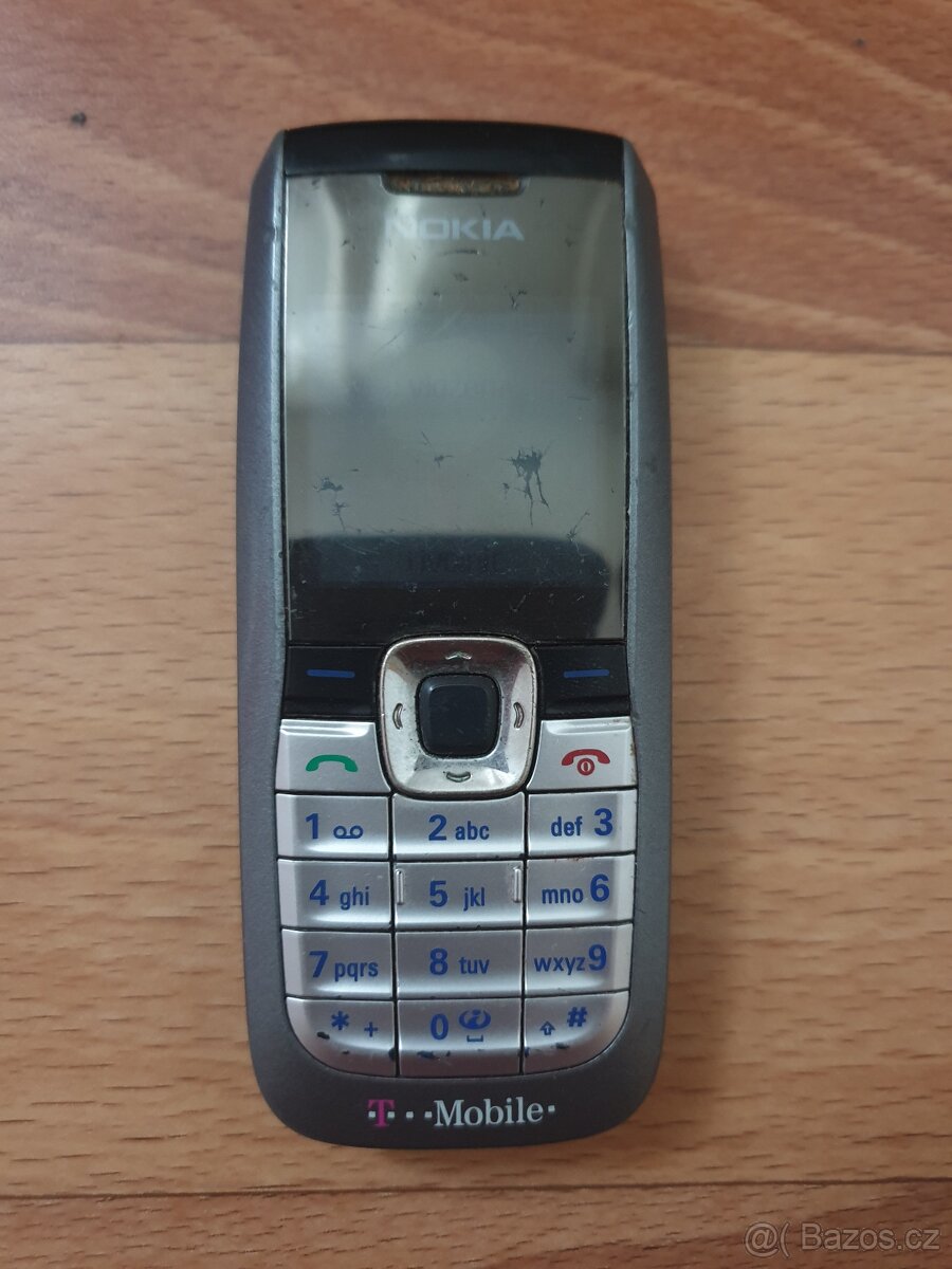 Mobilní telefon Nokia 2610