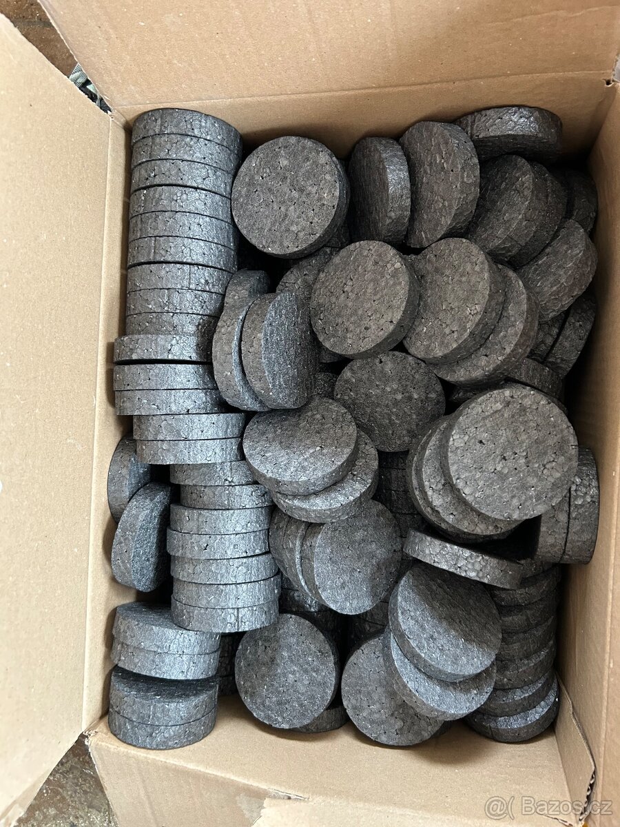 Záslepka do polystyrenu šedá