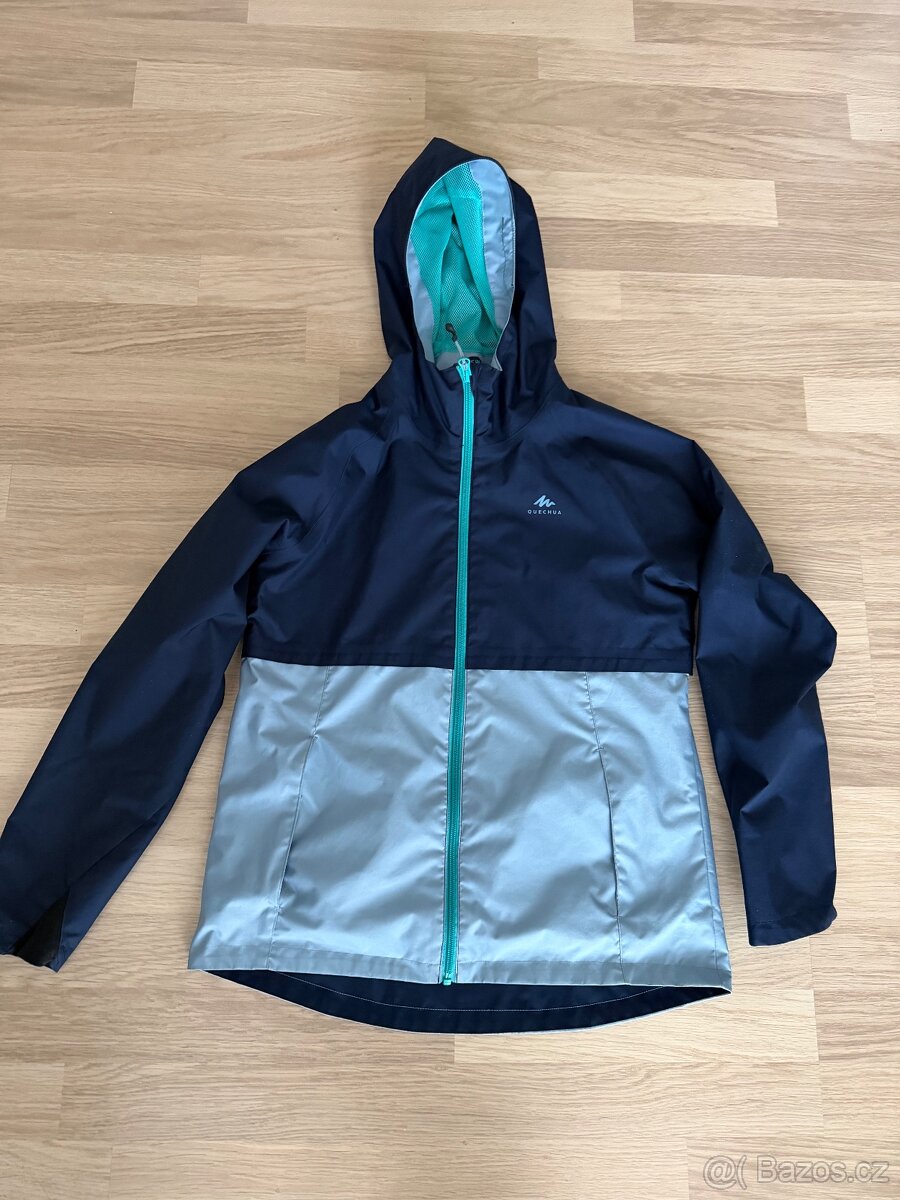 Dívčí turistická nepromokavá bunda MH 500 modrá - QUECHUA