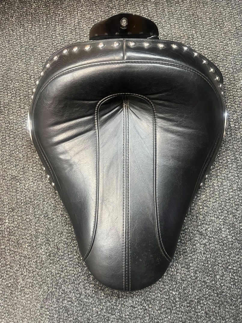 HARLEY DAVIDSON - sedlo / sedačka