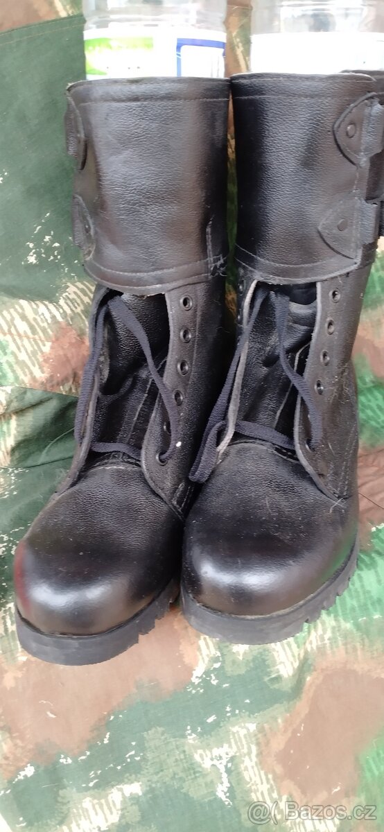 Vojenské Kanady vz 60 nenošené vel 7 nebo 41