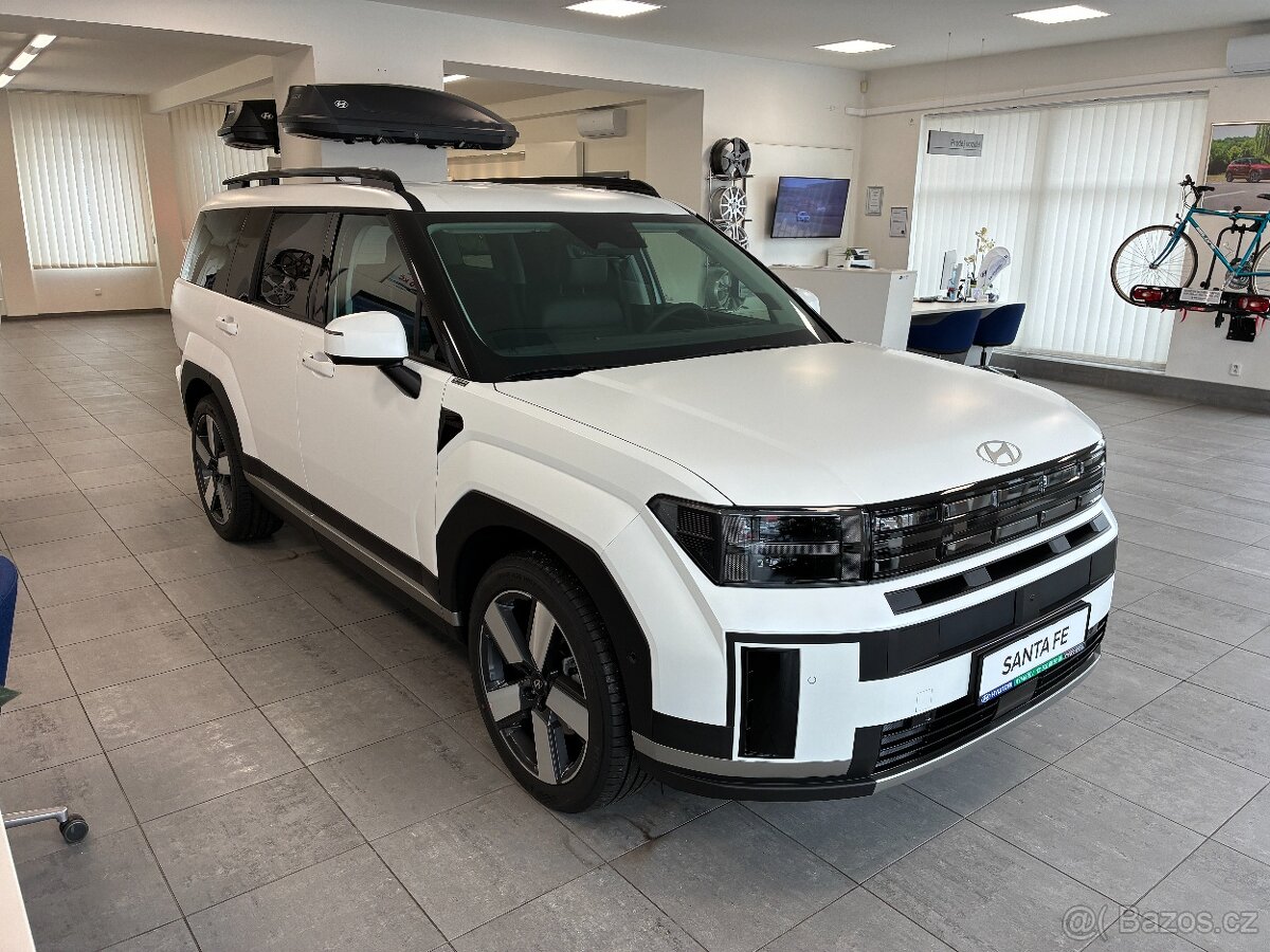Hyundai Santa Fe 1.6T-GDi 158kW HYBRID AUTOMAT 4x4 PANORAMA