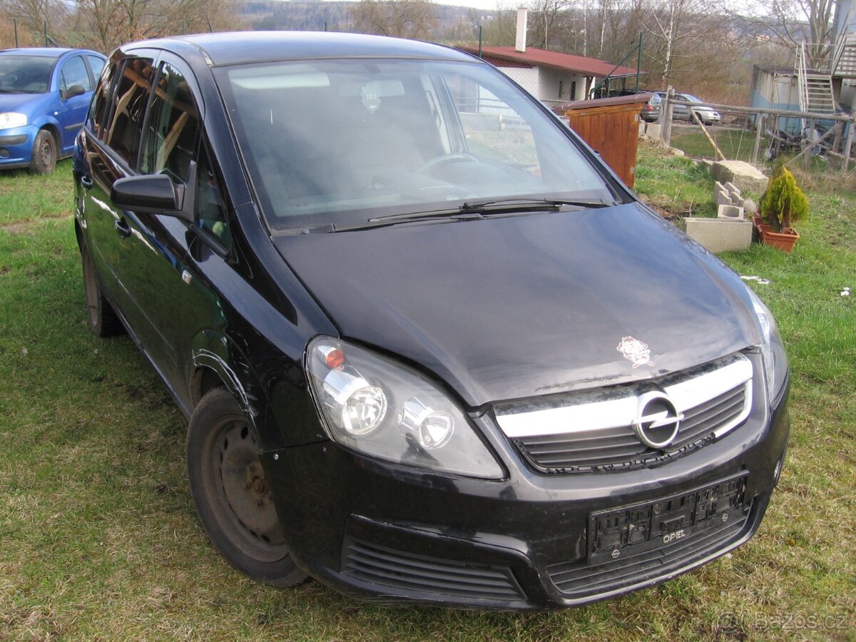 Prodám díly na Opel Zafira B 1.9 110kw R.V.2006