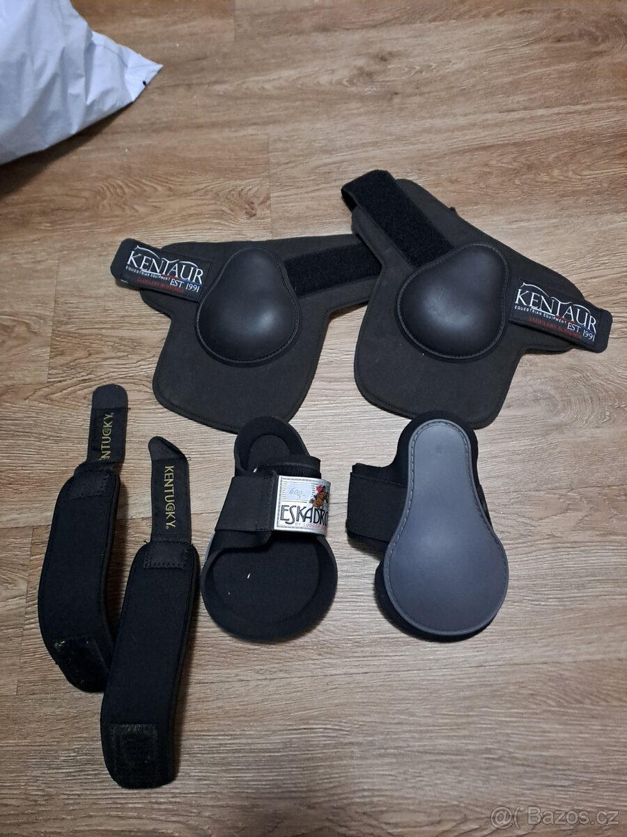 Mnoho věcí na kone