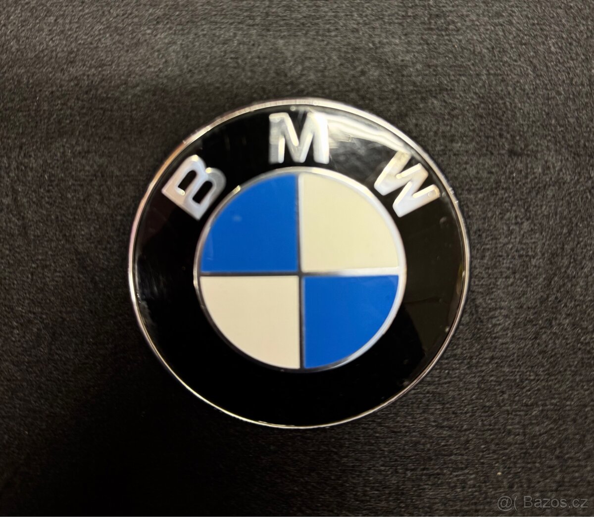 Original zadni znak BMW e39