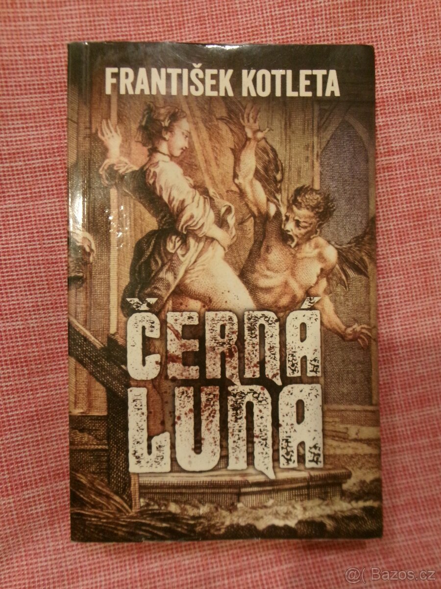 Černá luna.