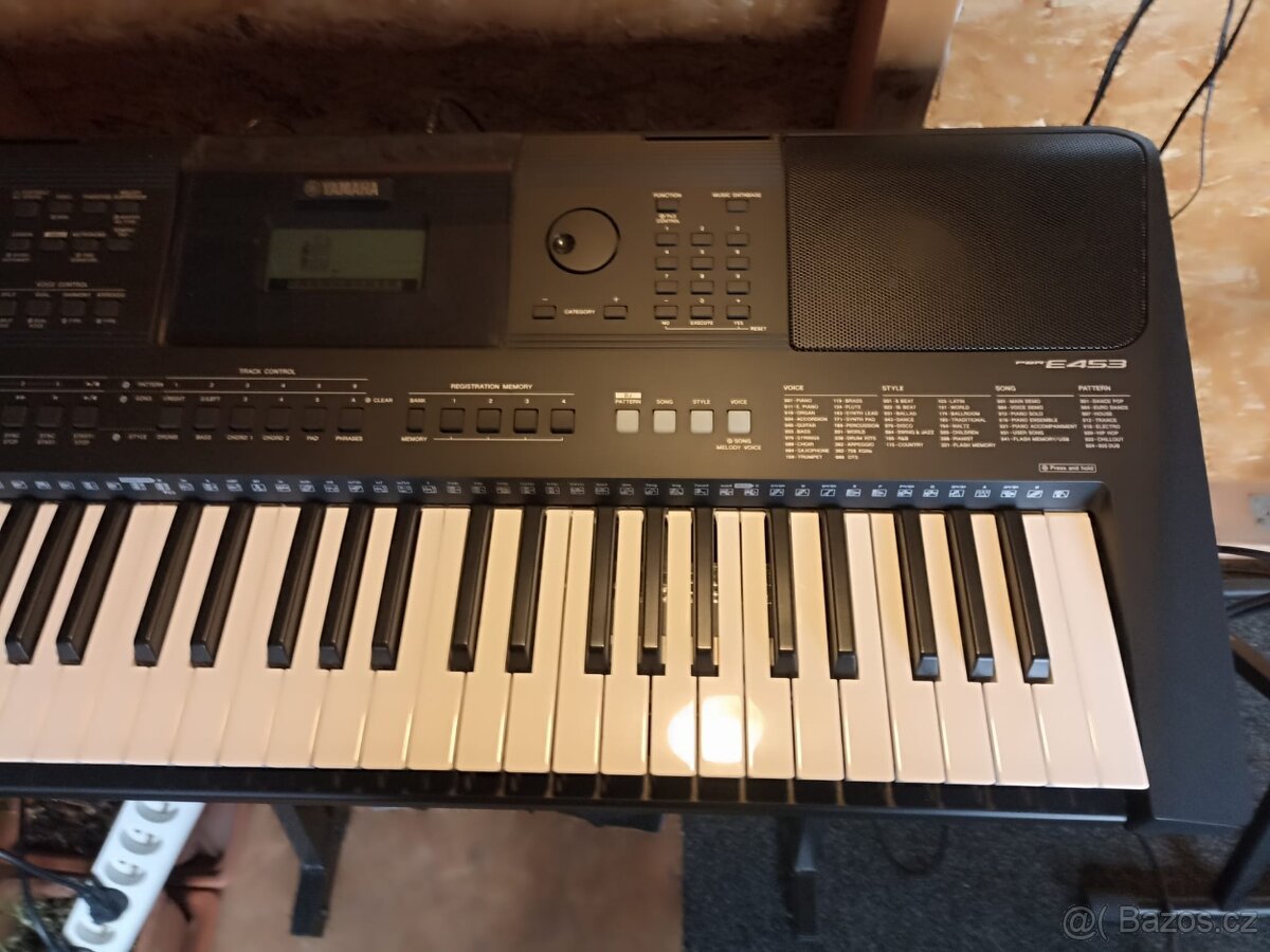 Keyboard Yamaha