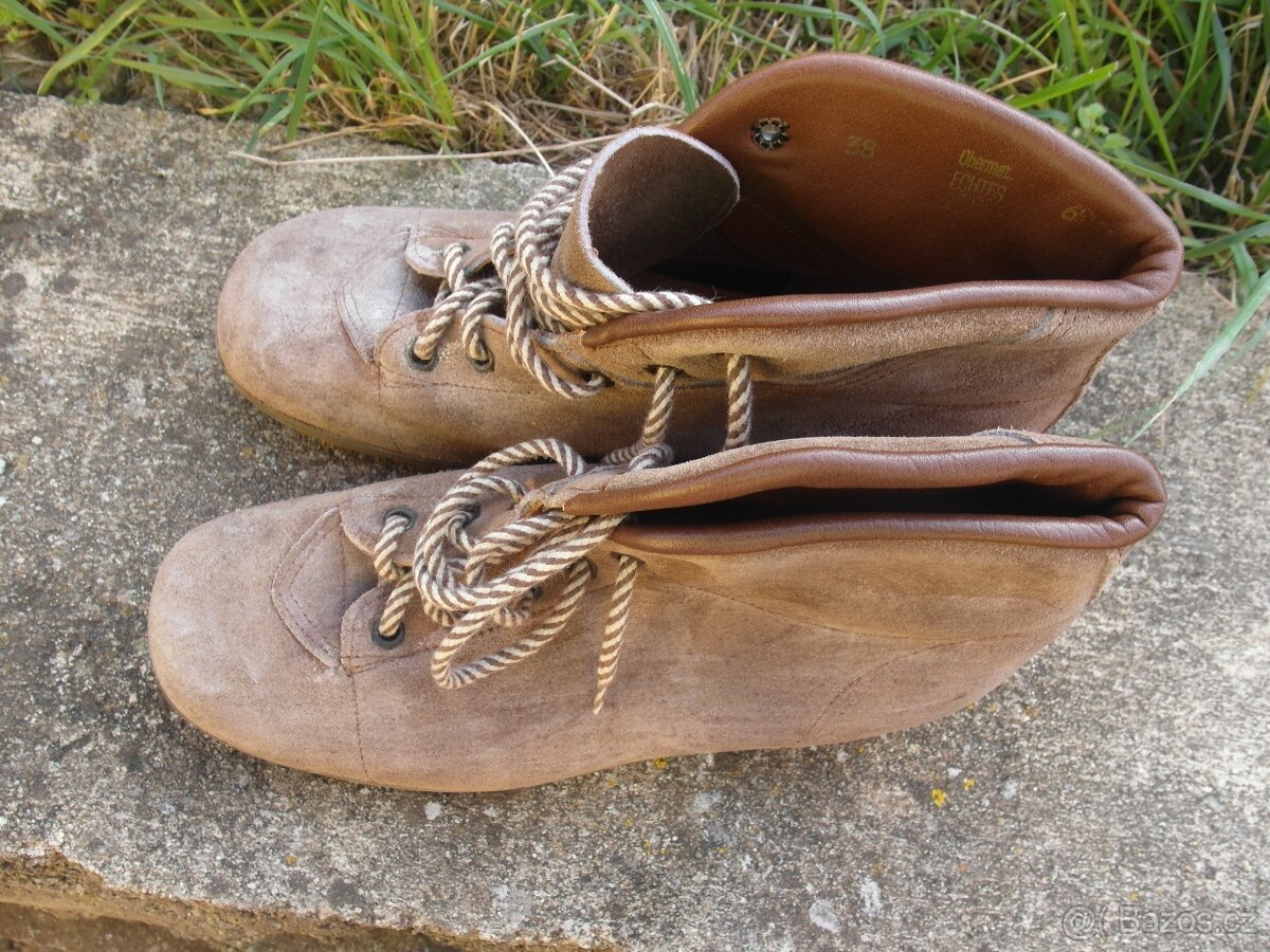 Kožené dámské boty