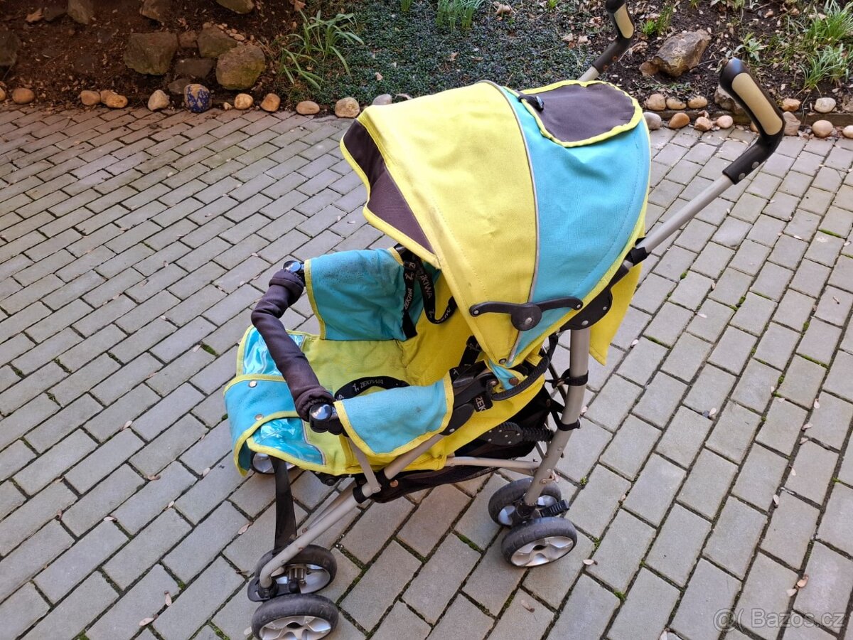 Prodám použitý kočárek/"Golfky" Zekiwa