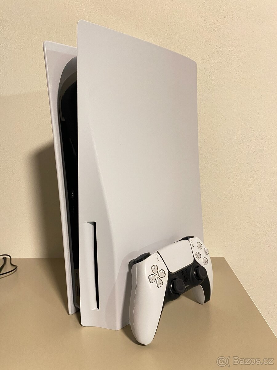 PS5 Playstation 5 s mechanikou