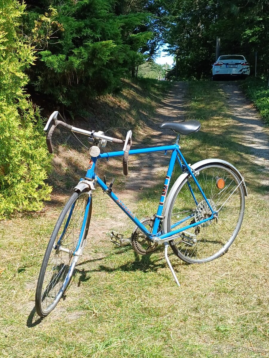 kolo Favorit