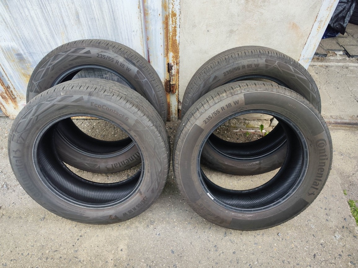 18"sada letních pneu Continental 235/55/18 4000Kč/4ks