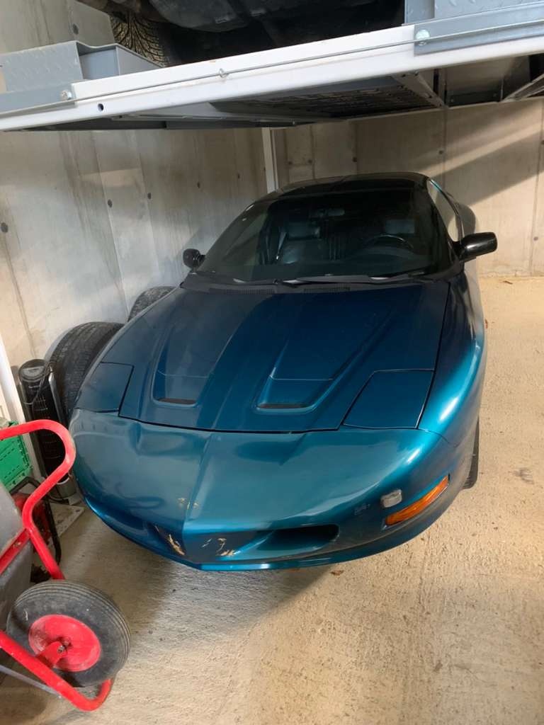 Pontiac firebird 3,4 V6 rok 1995 automat