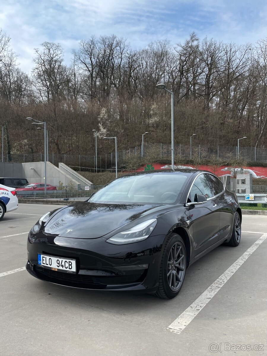 Tesla Model 3 Long Range - DPH / TOP STAV