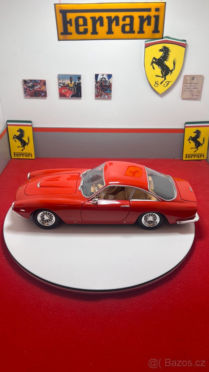 Ferrari 250 GT Berlinetta 1:18 Hot Wheels