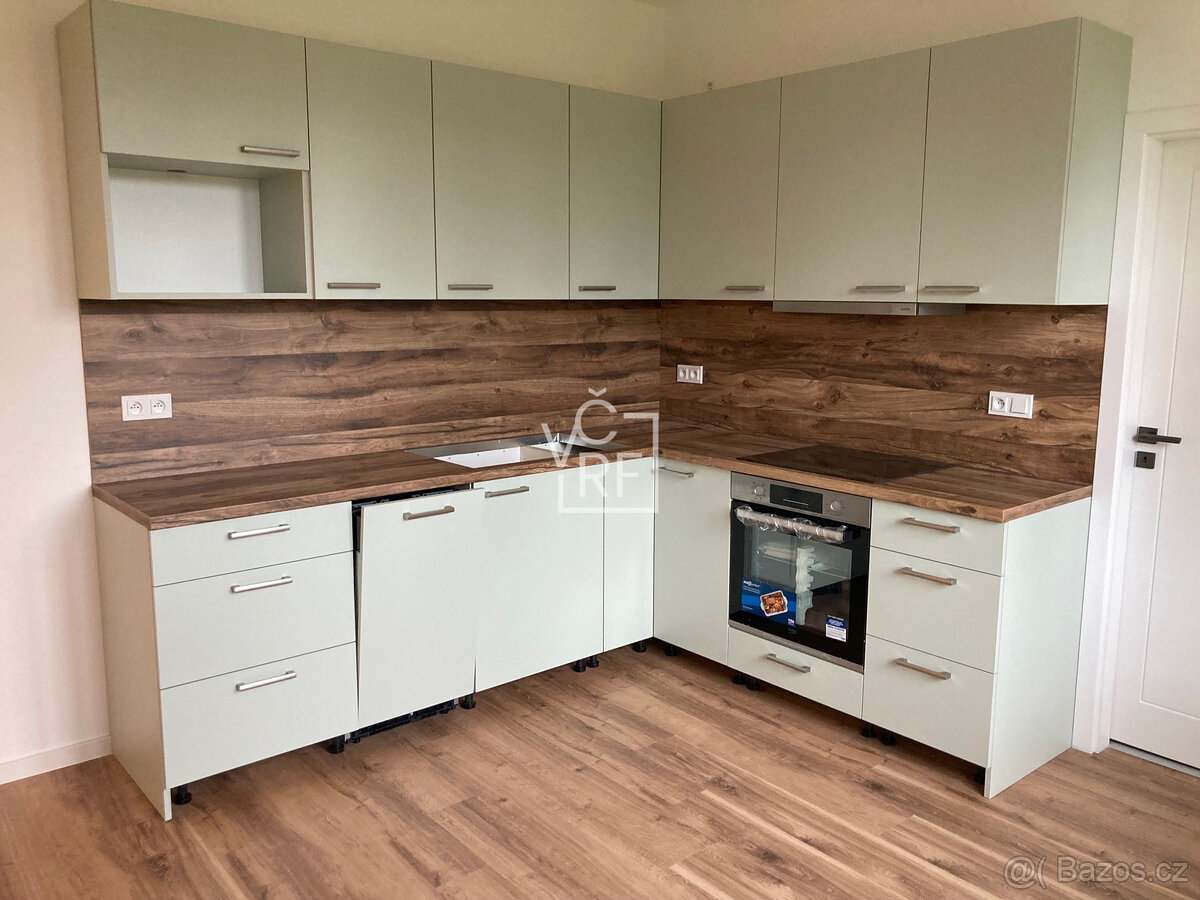 Pronájem bytu 3+kk, 75m2, po kompletní rekonstrukci