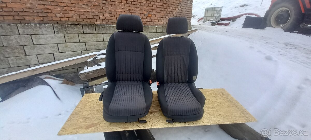Sedačky Octavia 1