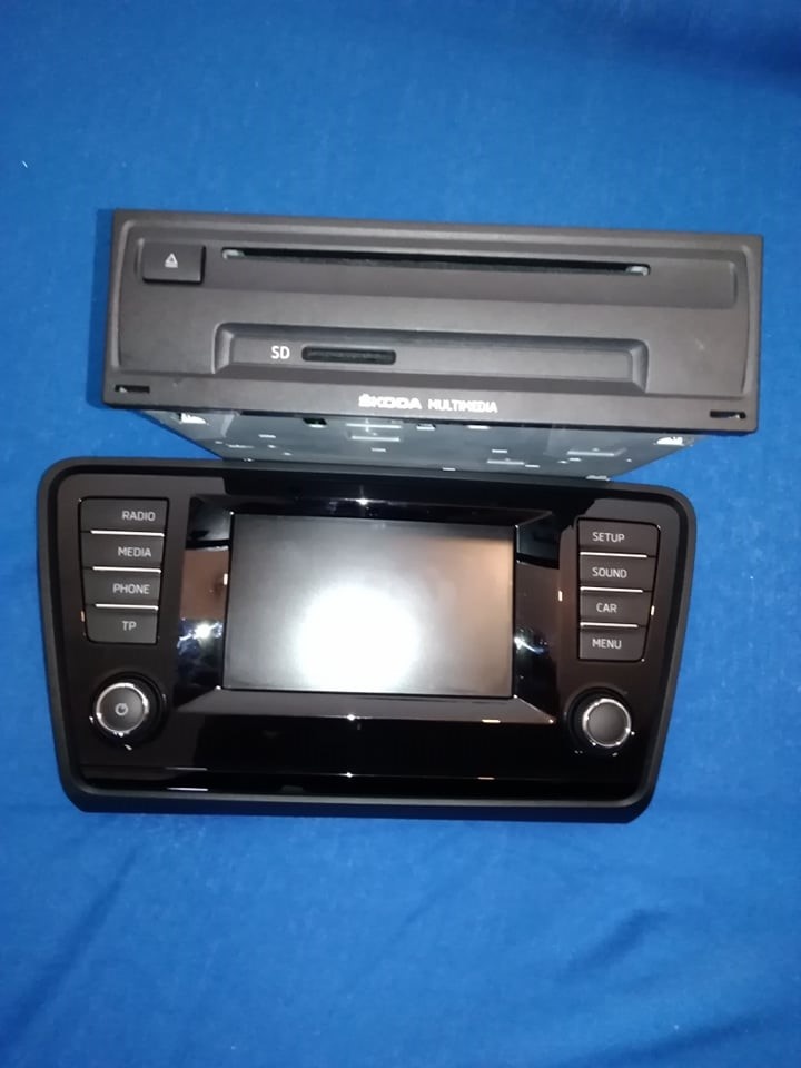 Rádio Octavia 3