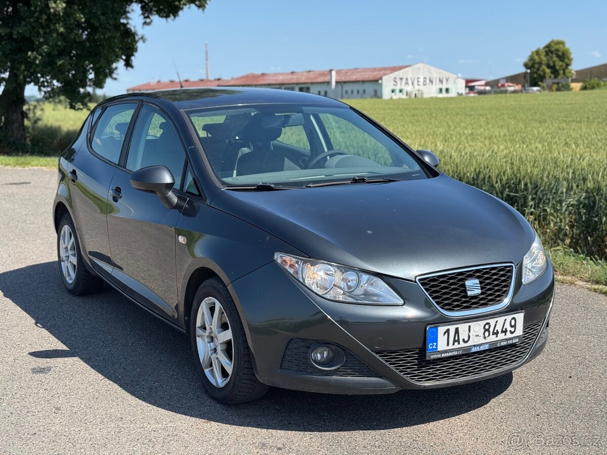 Seat Ibiza 1.4 benzín 2009 rok
