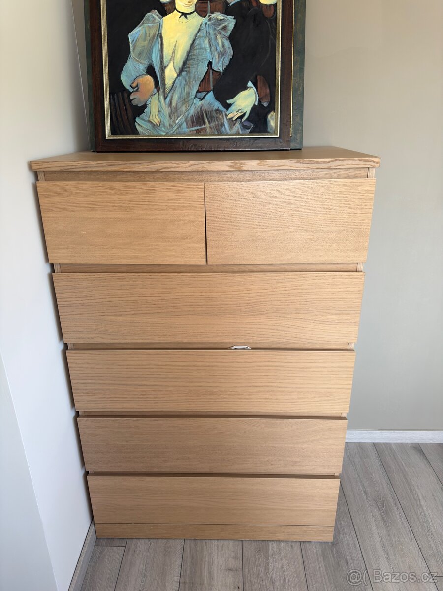Komoda IKEA MALM
