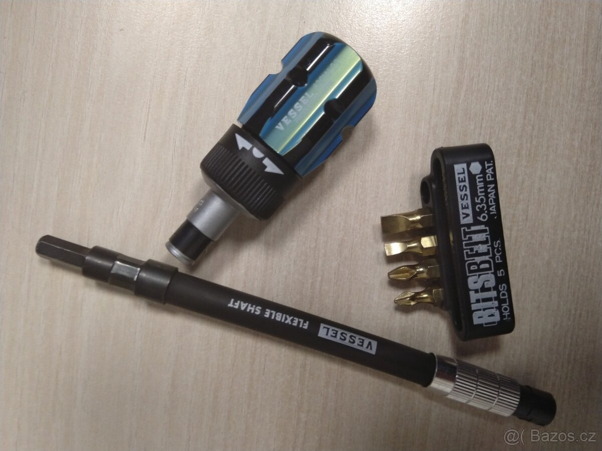 Sada kovových šroubováků 820 FX-4
