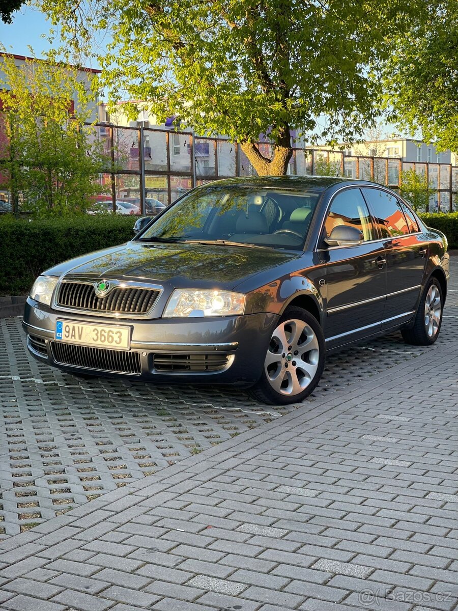 Škoda Superb 2.8 V6 L&K
