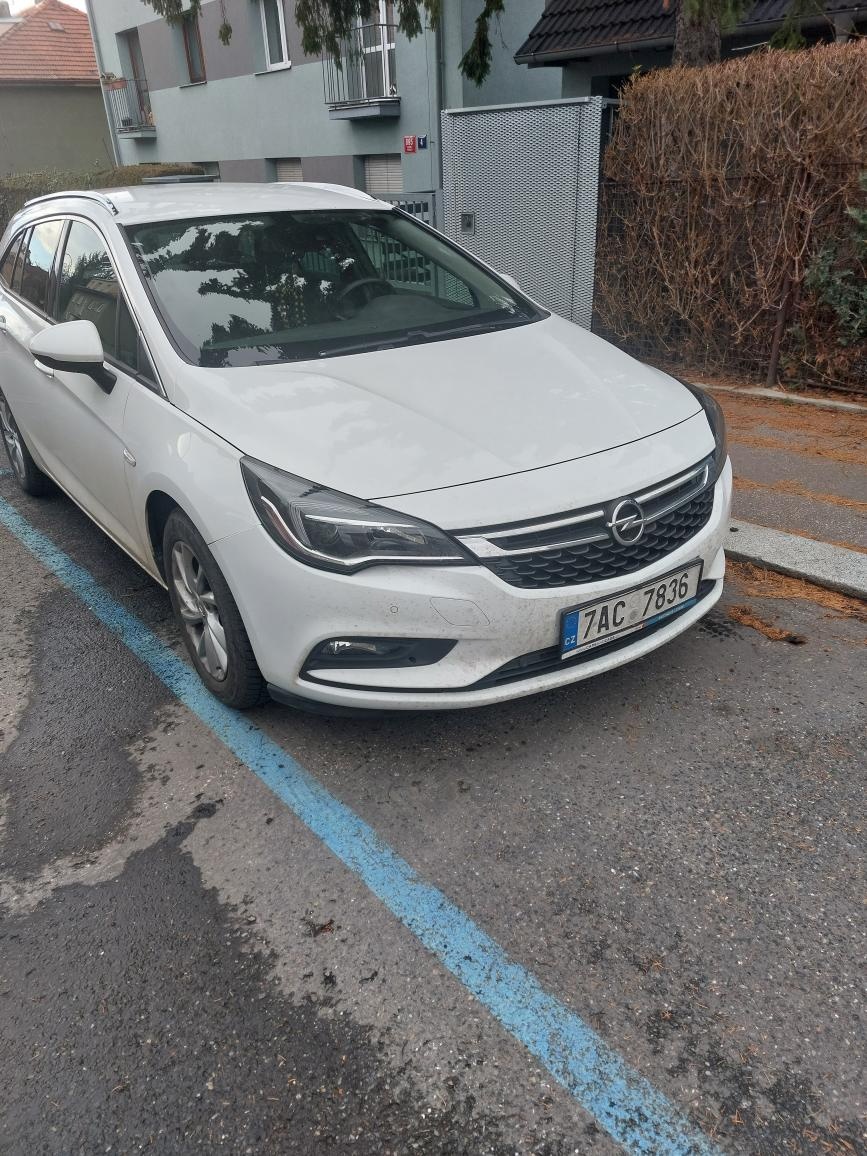 prodám, přenechání leasingu opel astra combi