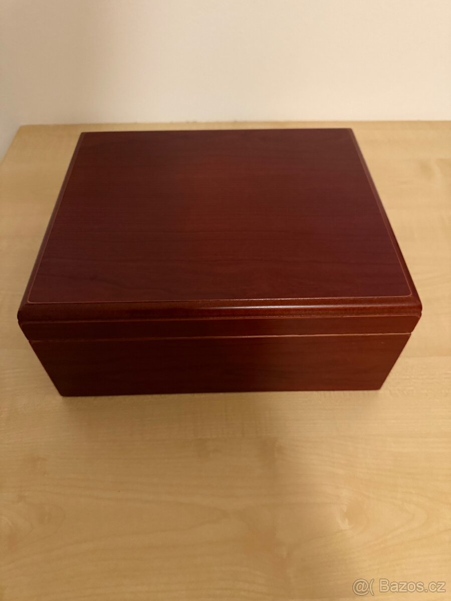 Humidor