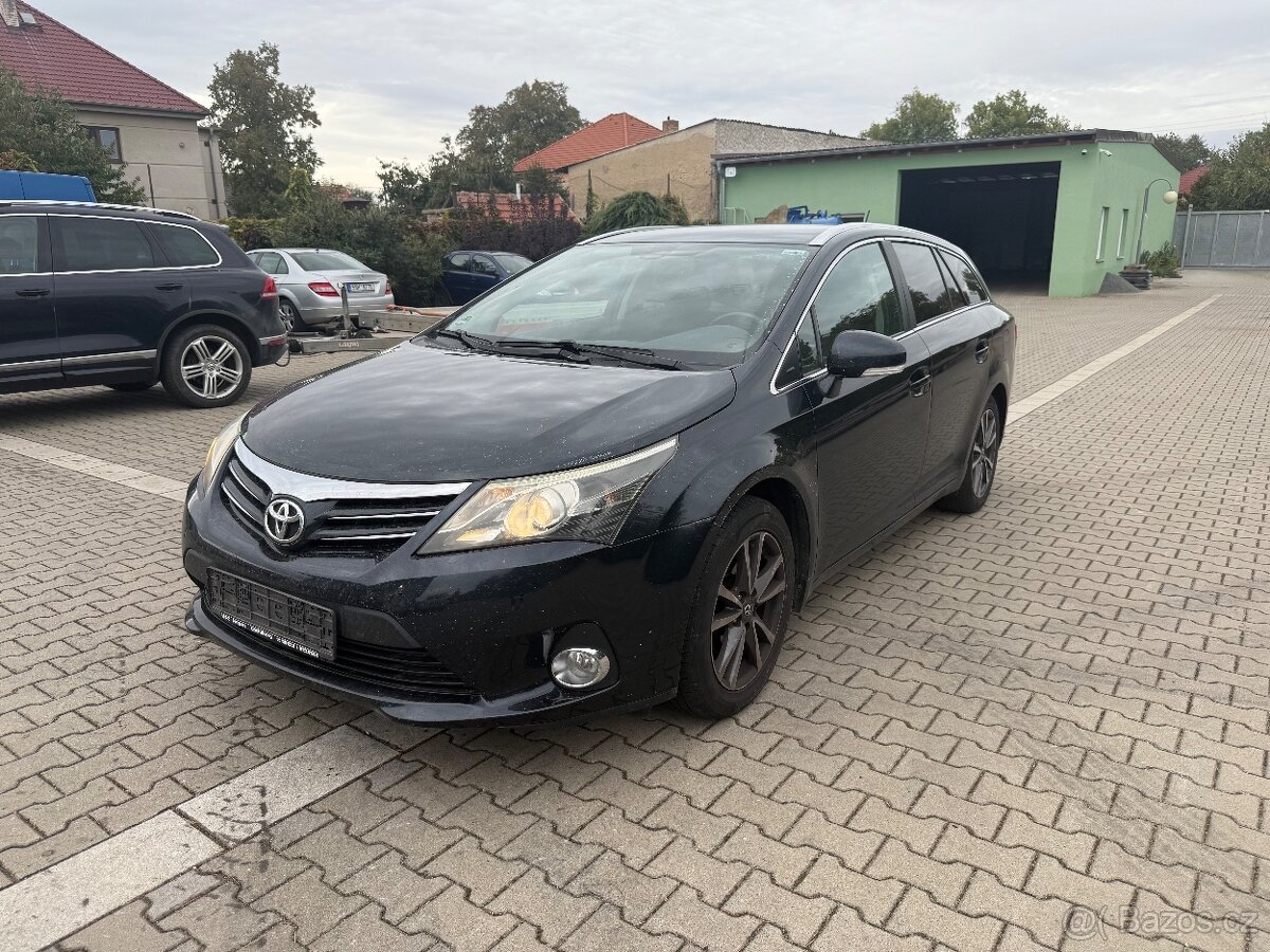 Toyota Avensis 1.8VVT-i 108kW - r.v. 7/2013