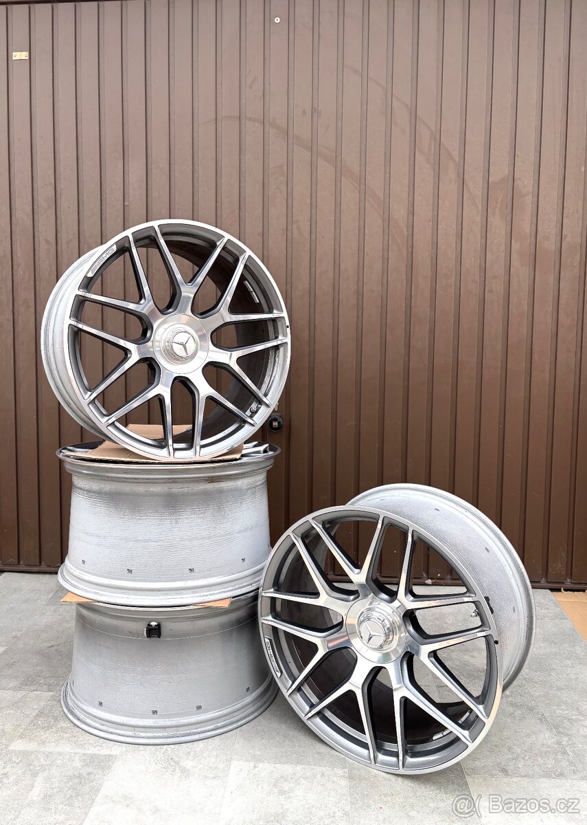 Mercedes R21 GT AMG 4door Alu 5x112 Dvourozměr