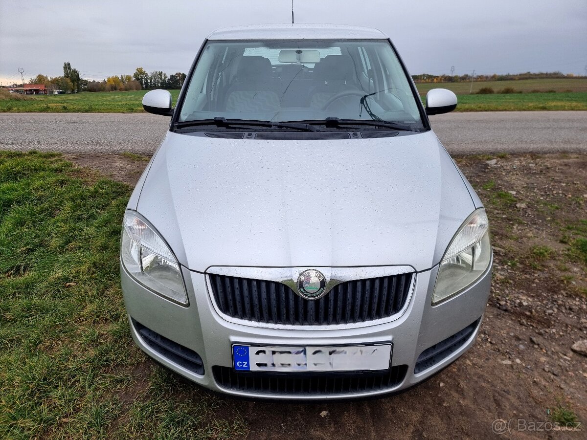 Fabia 2 - 1.4 i 63kw pěkný stav