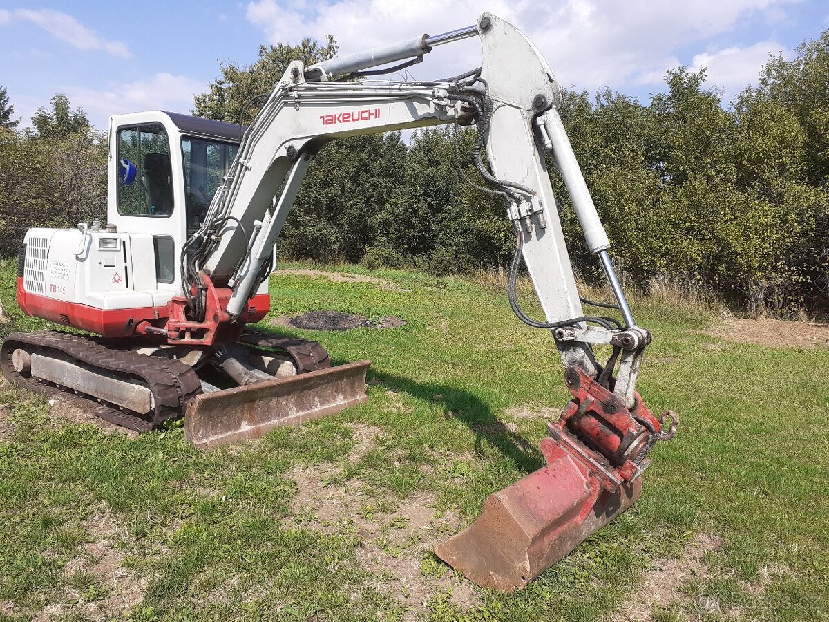 Pasovy bagr takeuchi tb 145 powertilt