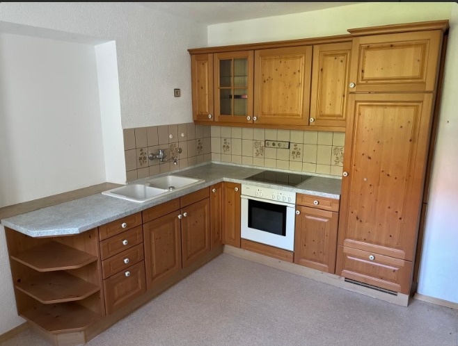 Masivní kuchyňská linka z Německa se spotřebiči