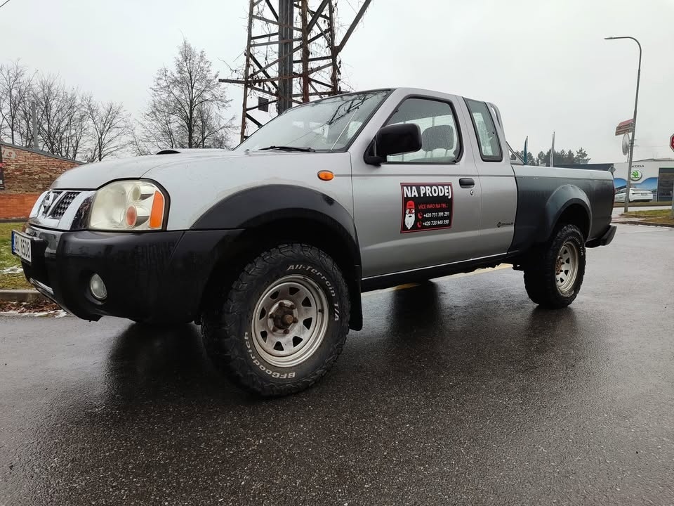 Nissan Navara (4x4) - King Cab 2,5 Td - 98kw (D22) r.