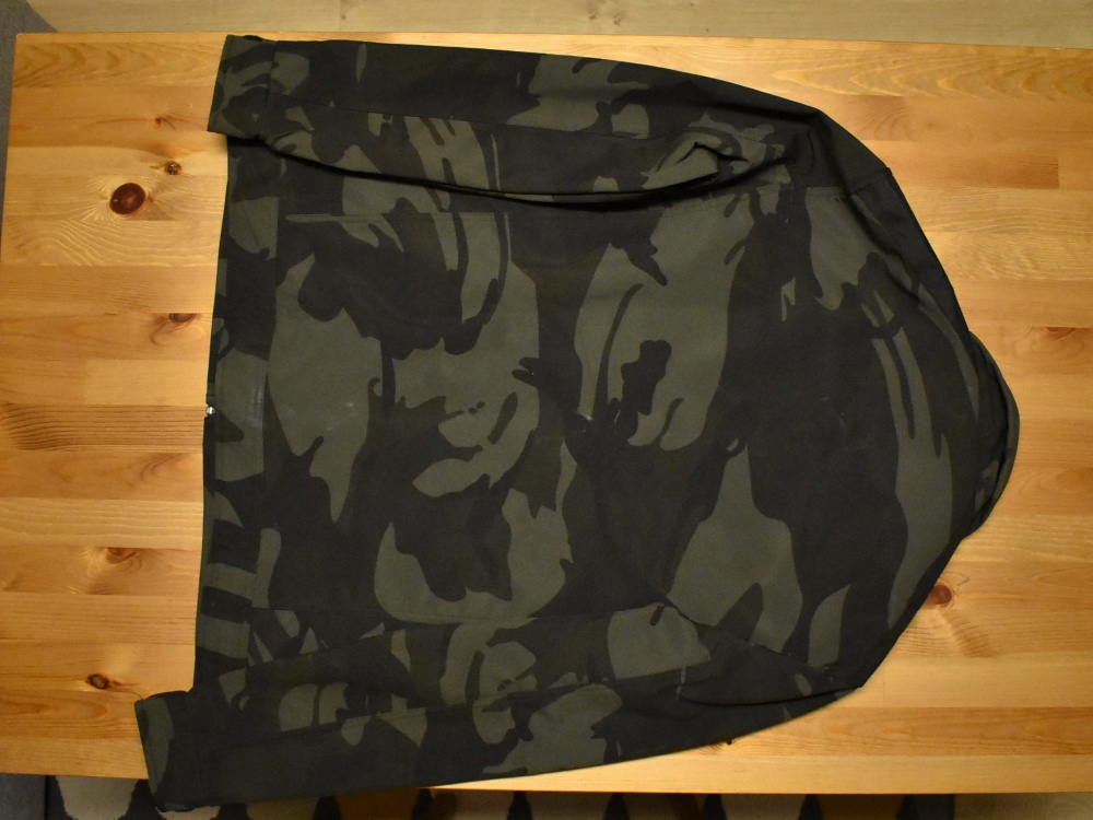 Pánská maskáčová softshellová bunda