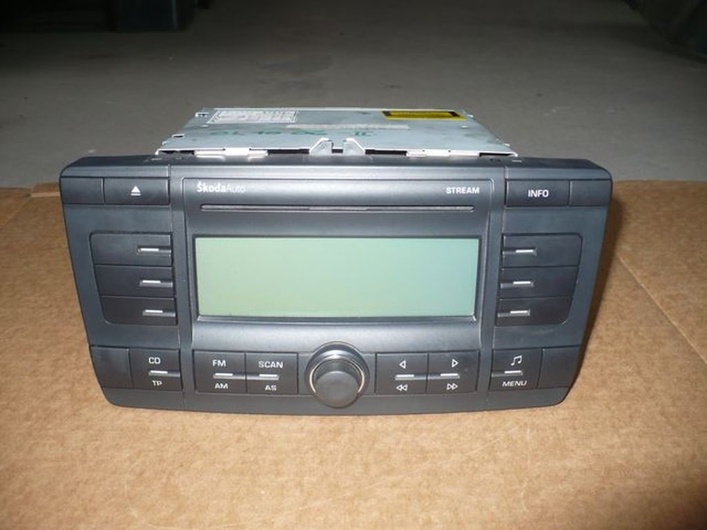 Rádio Stream CD originál Škoda Octavia II