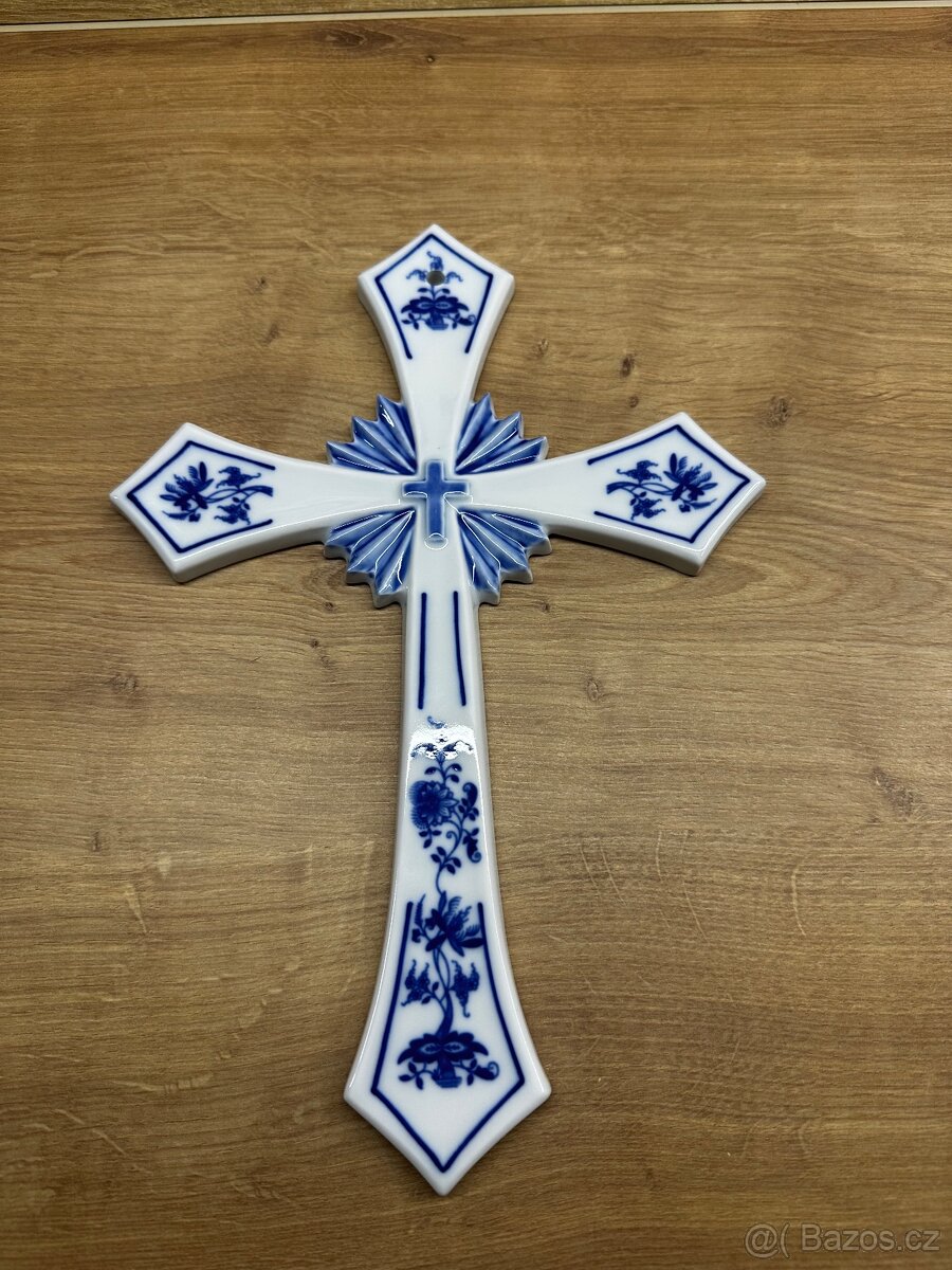 Závěsný svatý kříž, Cibulak