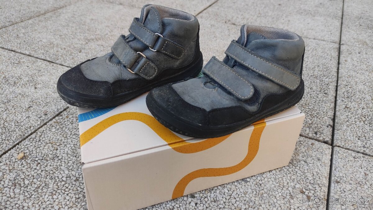 Chlapecké podzimní boty Jonap vel. 27