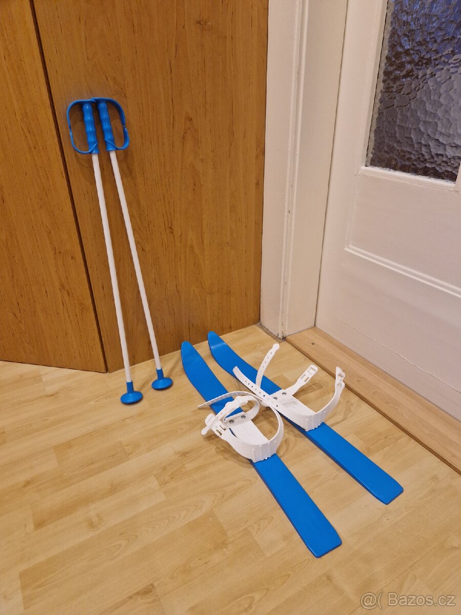 Dětské lyže 70cm a hulky