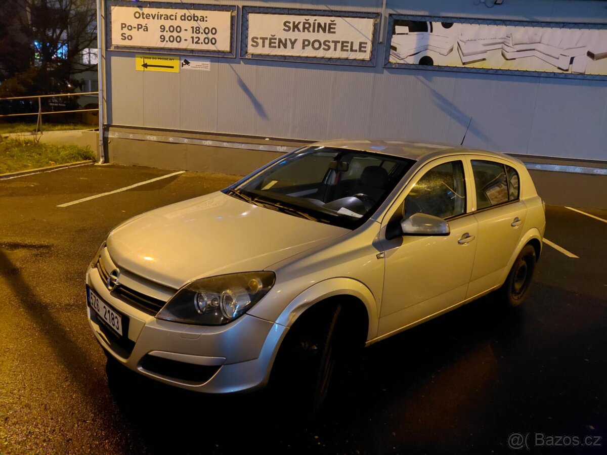 Prodám Opel Astra Rok výroby: 2005 Motor: 1.7 CDTI, nafta,