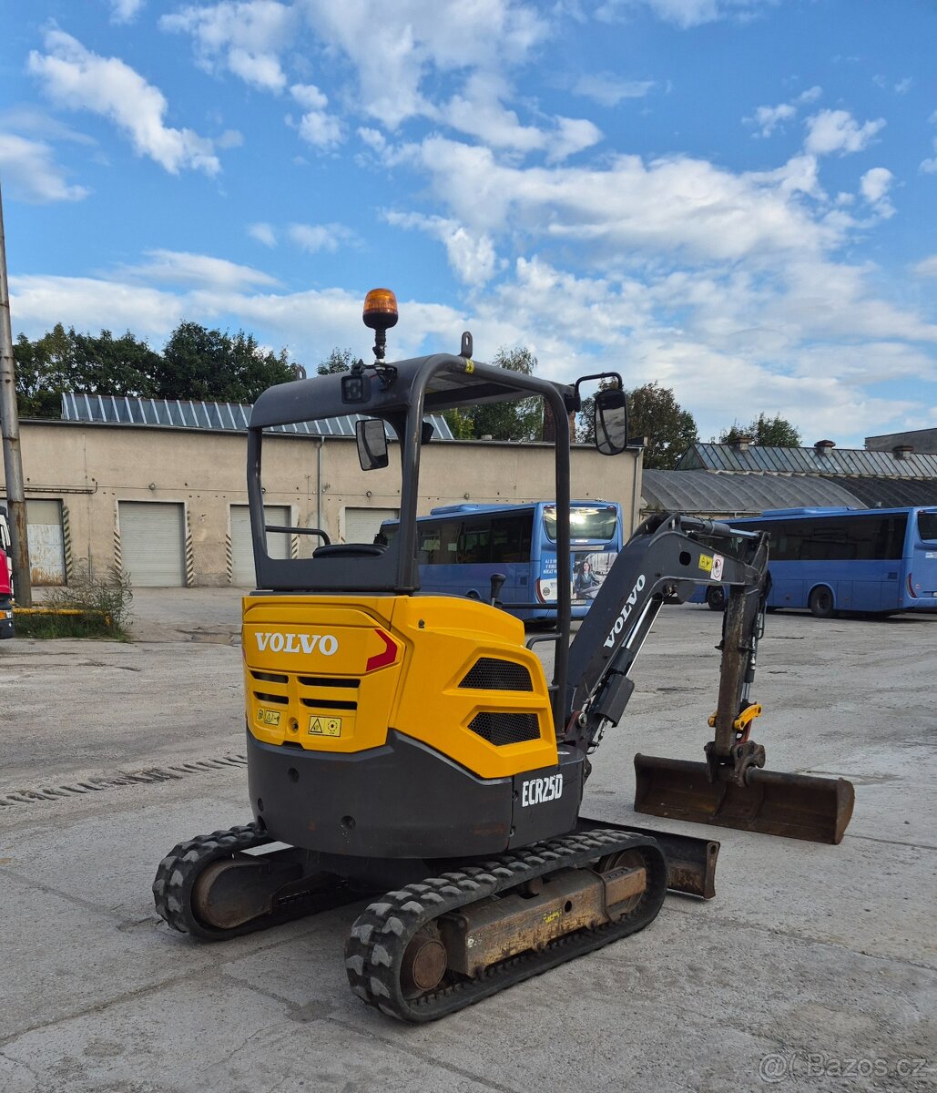 Volvo ECR 25D