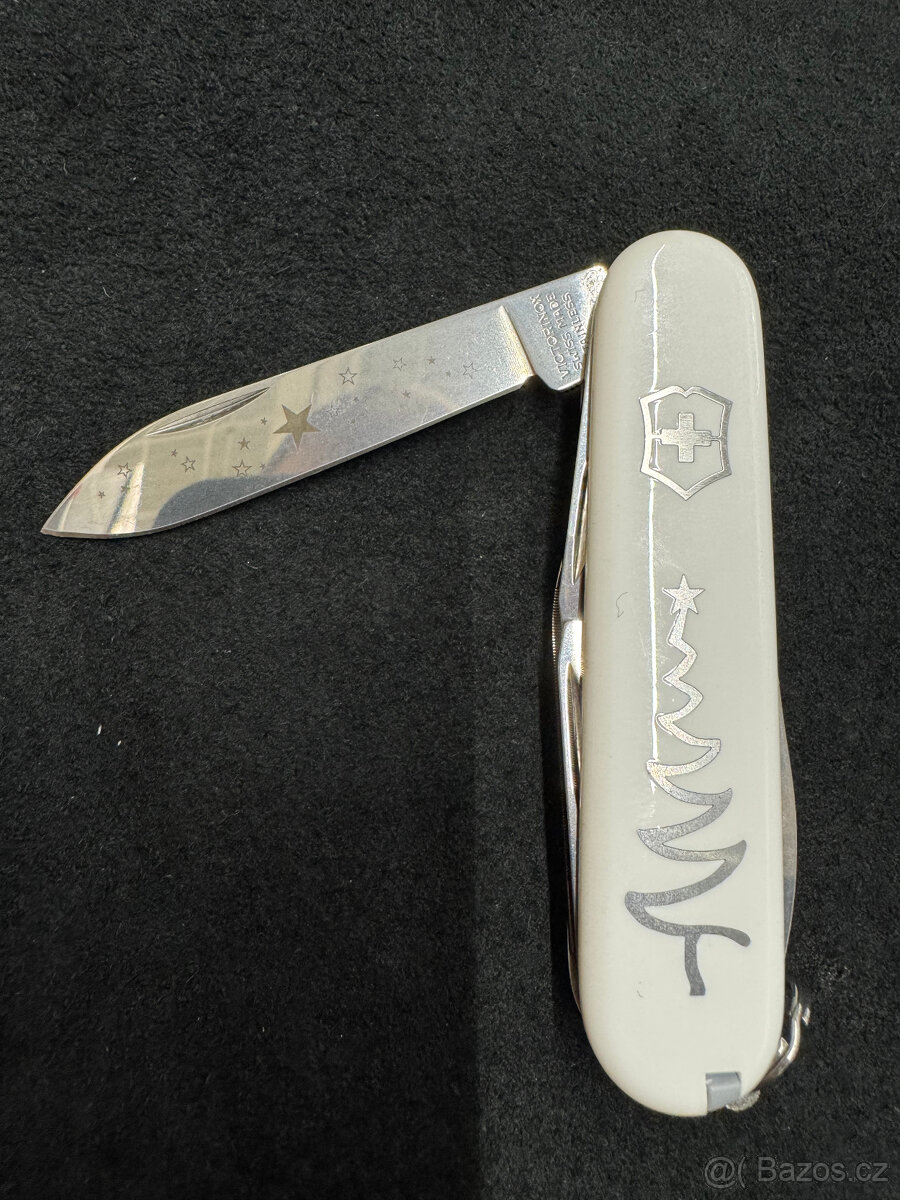 Victorinox White Christmas 2018
