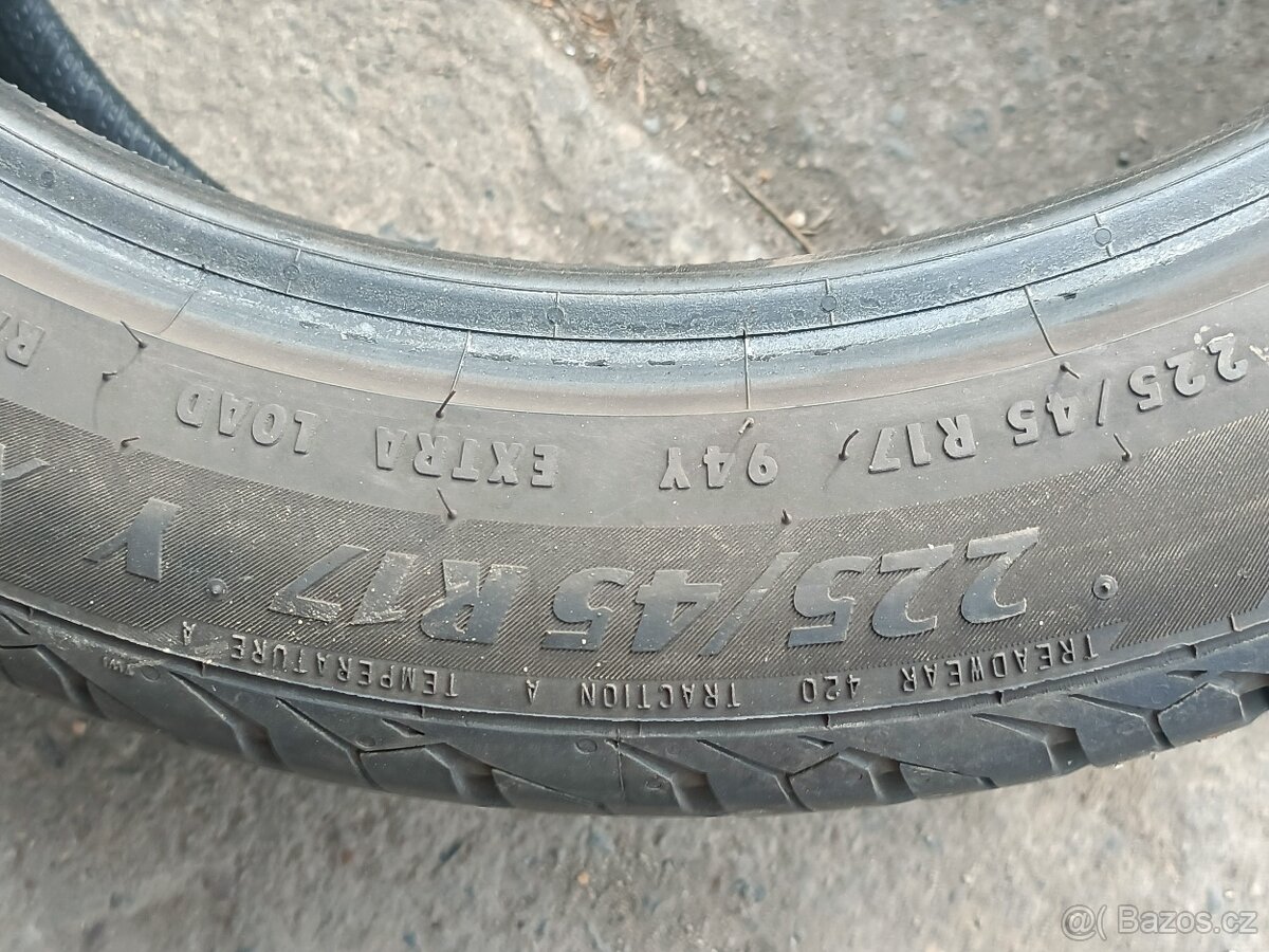 Letní pneu 225/45 r17