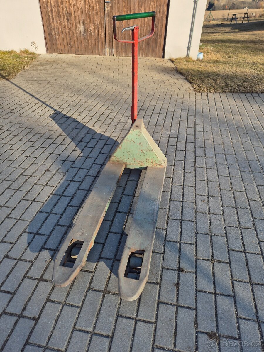 Paleťák