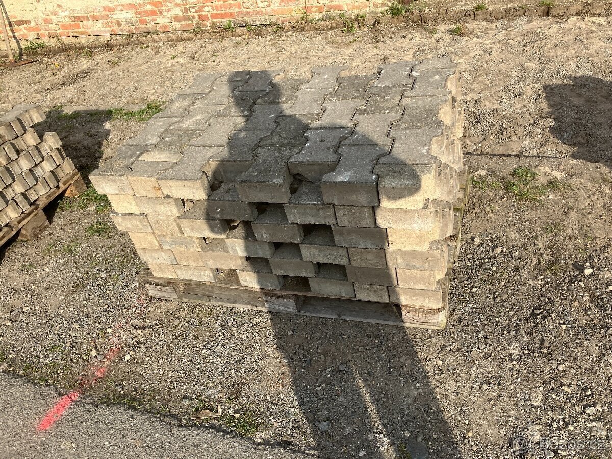 Zámková dlažba ičko 8cm