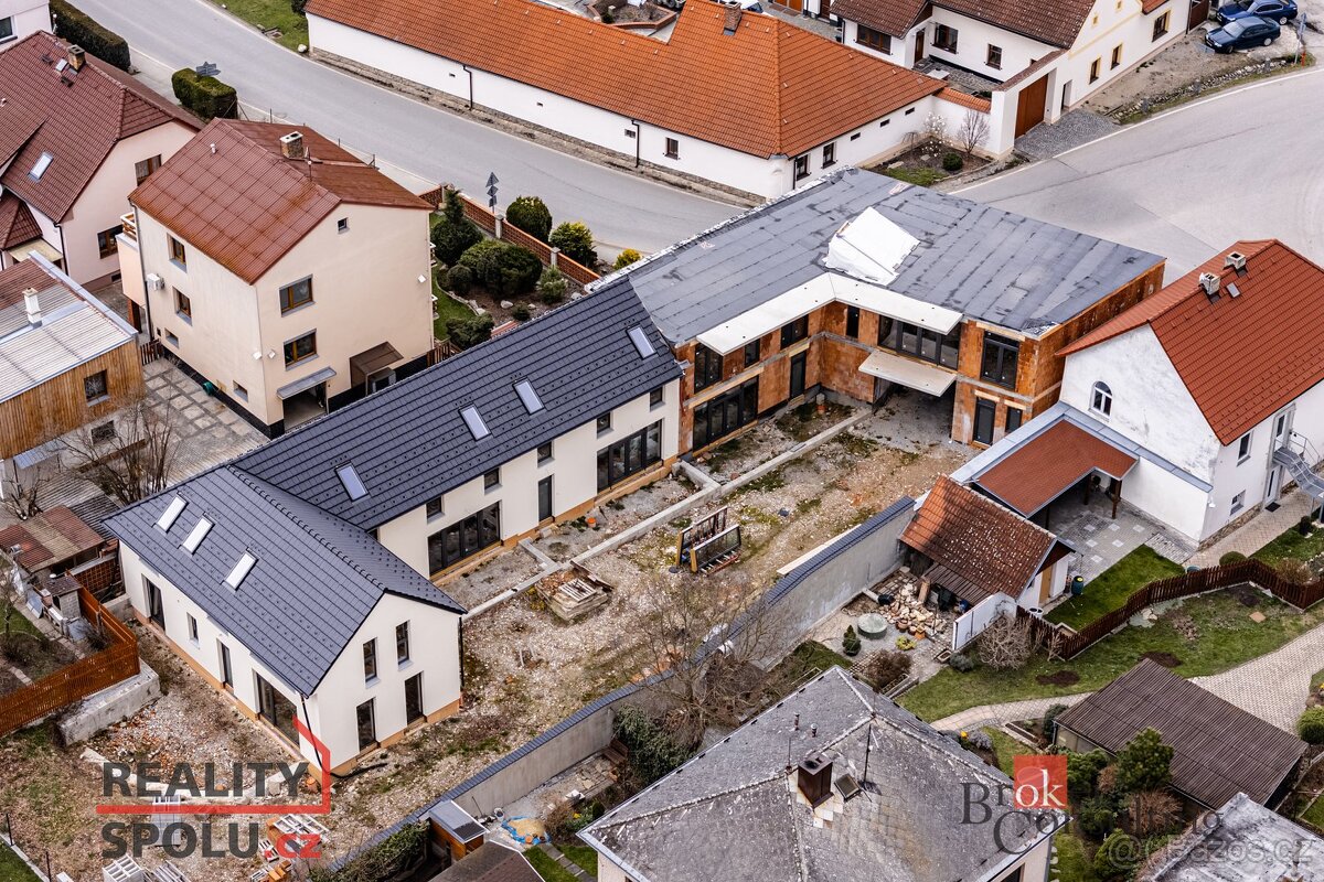 Prodej, komerční/činžovní dům, 670 m2, 37384 Dubné, České Bu