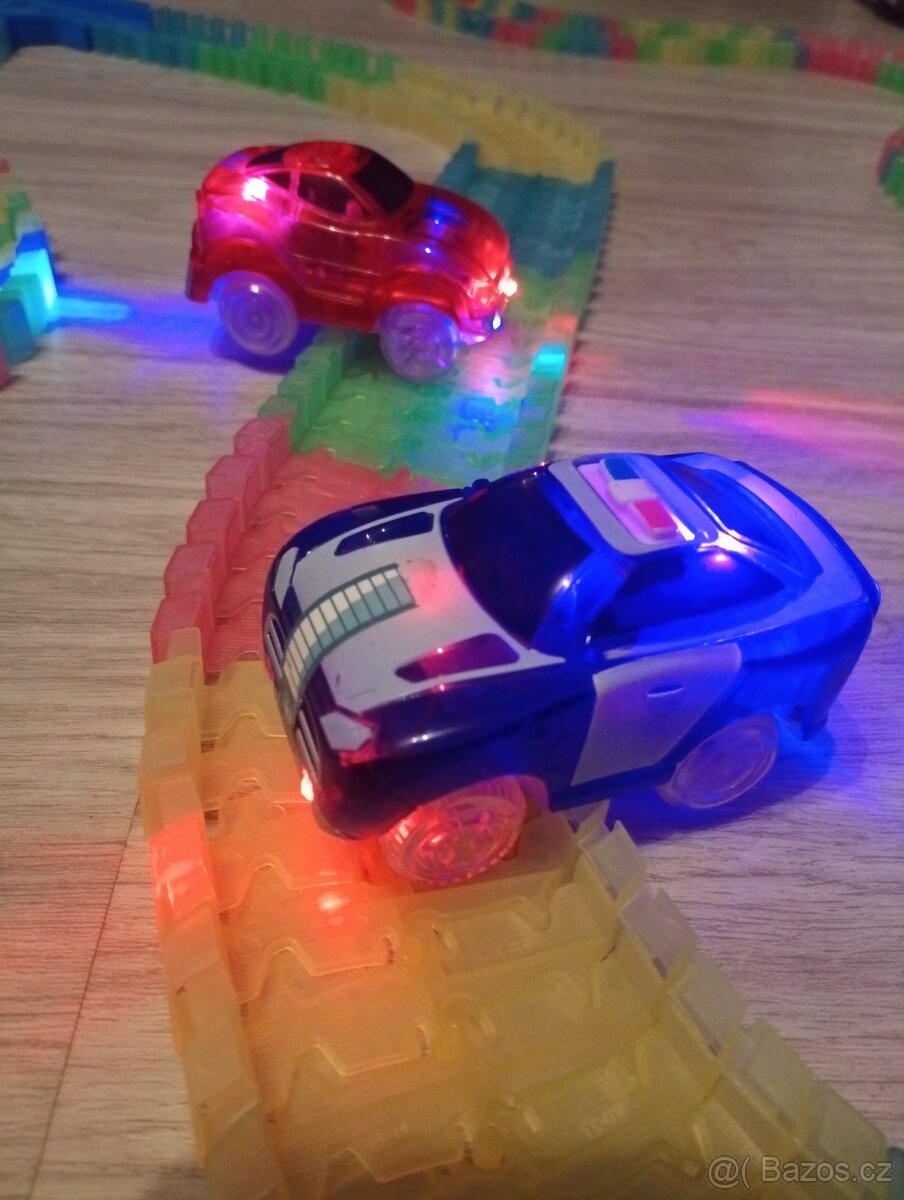 Svítící autodráha 7 m